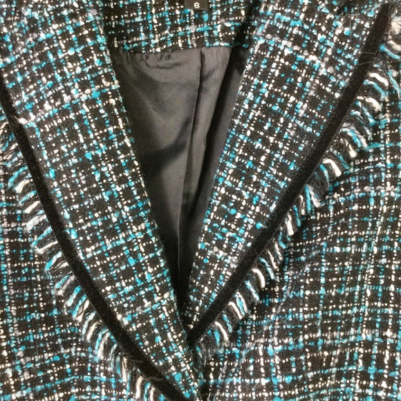 Taiga Tweed Blue and Black Suit Size 6 - Picture 10 of 14